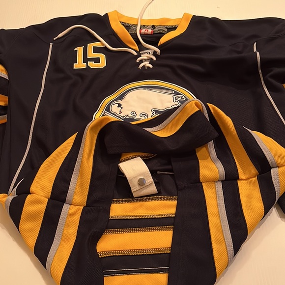 Buffalo Sabres Jersey - Picture 3 of 4